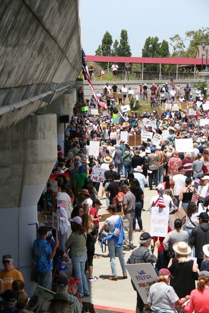 Thousands gathered across Napa's Oxbow Commons for the 'No Kings' protest. Photo by Xavey Bzdek